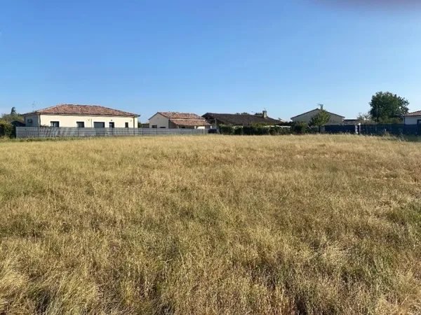 Terrain 500 m²