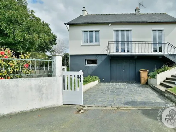 LOCATION MAISON VIDE PLURIEN