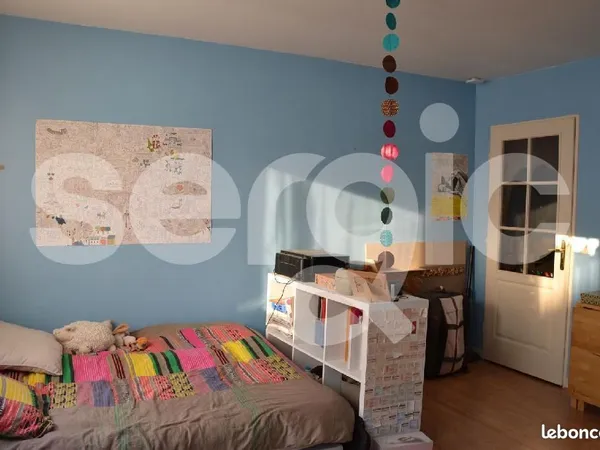 Studio 1 pièce 33 m²