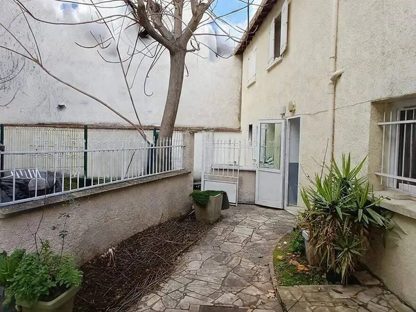Immeuble 130 m²