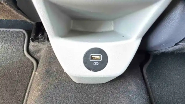 Hyundai Bayon 1.0 t-gdi 100 hybrid 48v — photo 18