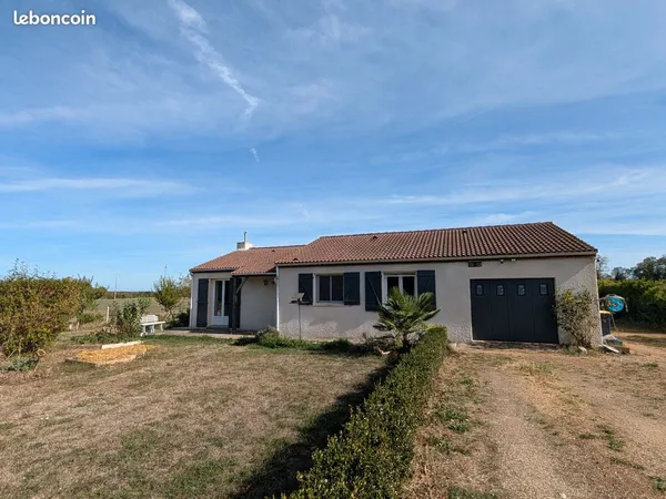 🏡 Vendeuvre-du-Poitou - Plain-pied 100 m² classé C sur 2 000 m² clos, sans vis-à-vis