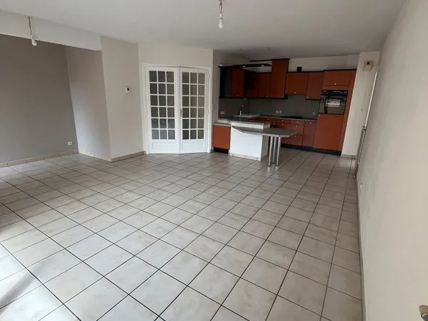 Appartement 2 pièces 64m2 - 1er étage avec ascenseur
