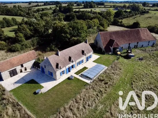 Maison 5 pièces 306 m²
