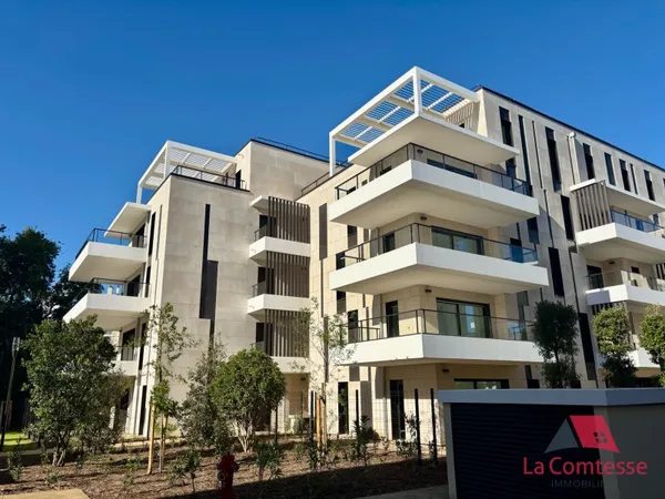 Garage et parking Location Marseille 165€
