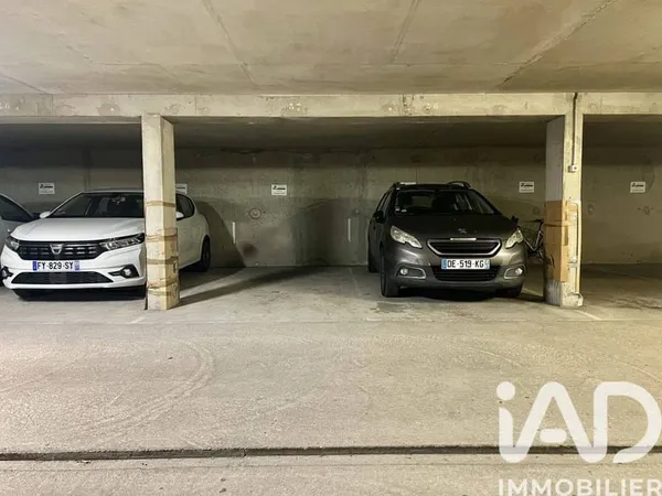 Parking 12 m²