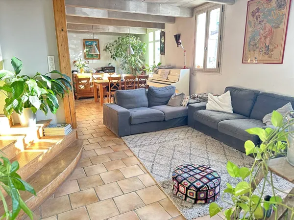 Appartement 6 pièces 100 m²