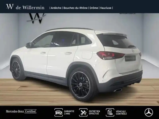 Mercedes Gla 200 d amg line — photo 6
