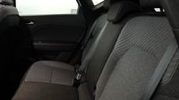 Renault Captur 1.2 TCe 115ch Techno - 26 — photo 13