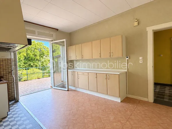 Maison 7 pièces 174 m²
