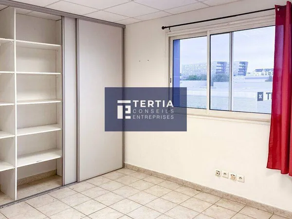 Bureaux 90 m²