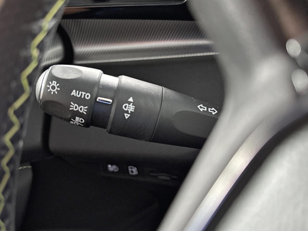Peugeot 308 phev 180ch gt e-eat8 — photo 31