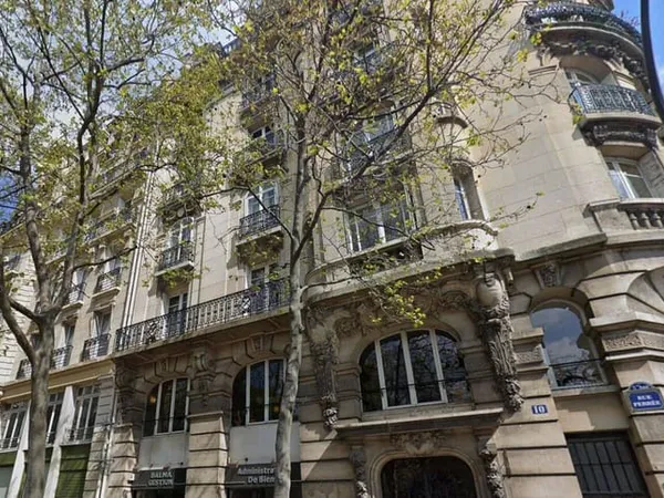 Bureau 148 m²