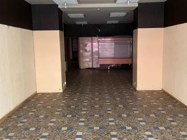 Local commercial 103 m²