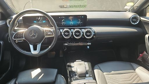 Mercedes Classe A 200 d 150 8G-DCT - AMG Line – 2022 – 101442 km – Diesel – Boîte Automatique — photo 19