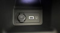 Peugeot 308 Sw PHEV 180ch Active Pack e-EAT8 — photo 30