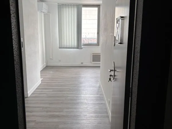 Bureau 21m2 - bail professionnel