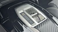 Peugeot 2008 1.2 Hybrid 145ch GT e-DCS6 — photo 14