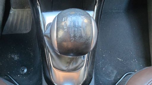 DS DS3 1.2 PureTech 130 - Sport Chic – 2016 – 120813 km – Essence – Boîte Manuelle — photo 2