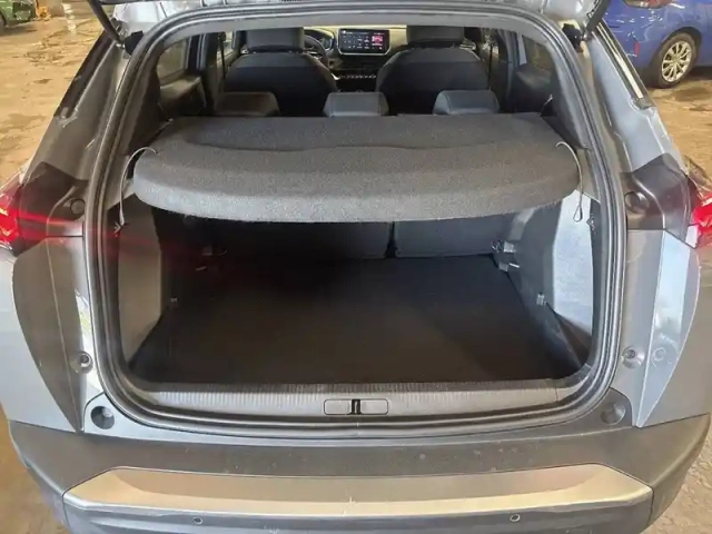 Peugeot 2008 puretech 100 s&amp;s bvm6 — photo 16