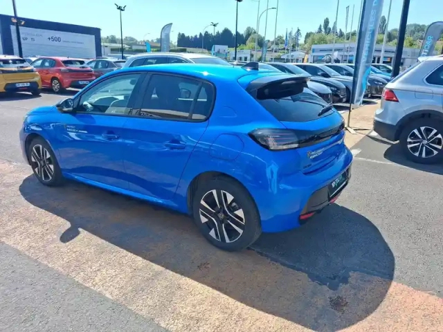 Peugeot 208 puretech 100 s&amp;s bvm6 — photo 4