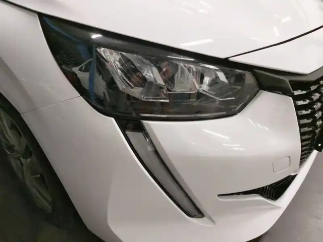 Peugeot 208 puretech 75 s&amp;s bvm5 — photo 36