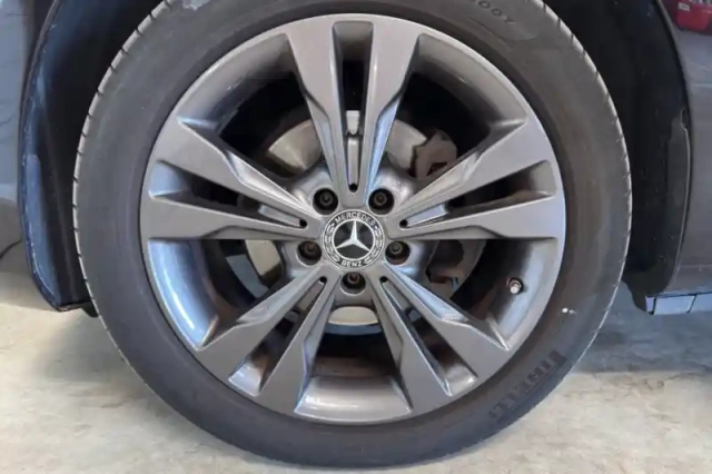 Mercedes Cla sse v extra-long 220 d 7g-tronic plus — photo 12