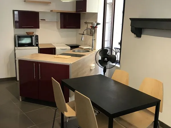 T2 meublé de charme - Avignon intra-muros - Quartier des Teinturiers
