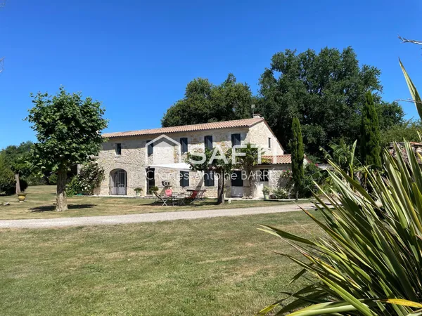 Maison de 220m² et 1 2000m² de terrain