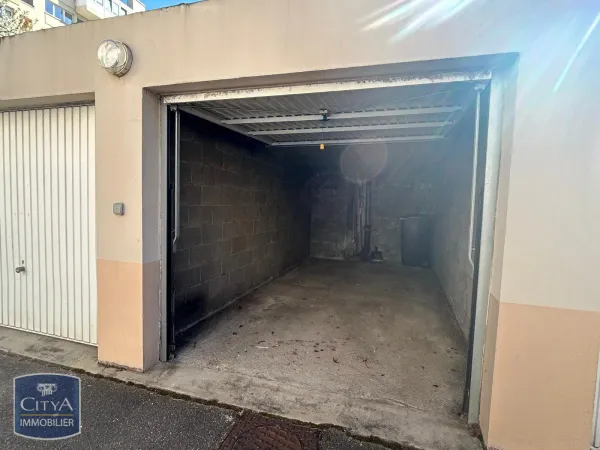 Parking 15 m²