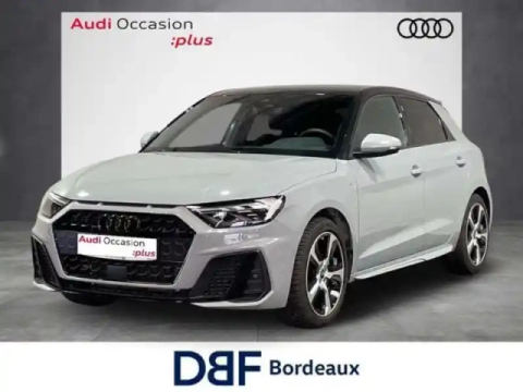 Audi A1 30 tfsi 116 ch s tronic 7 s line