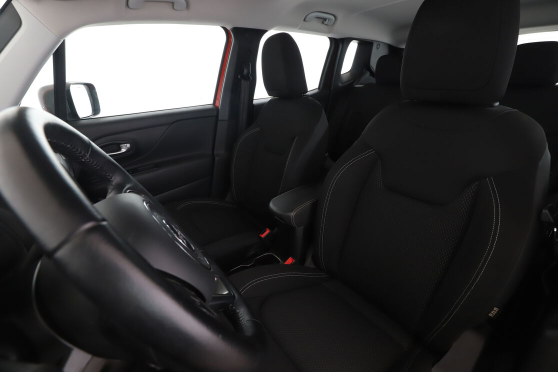 Jeep Renegade 1.6 MultiJet Limited — photo 9