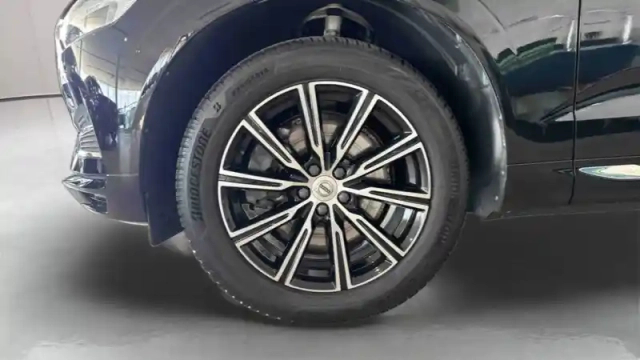 Volvo Xc60 t6 recharge awd 253 ch + 87 ch geartronic 8 — photo 11