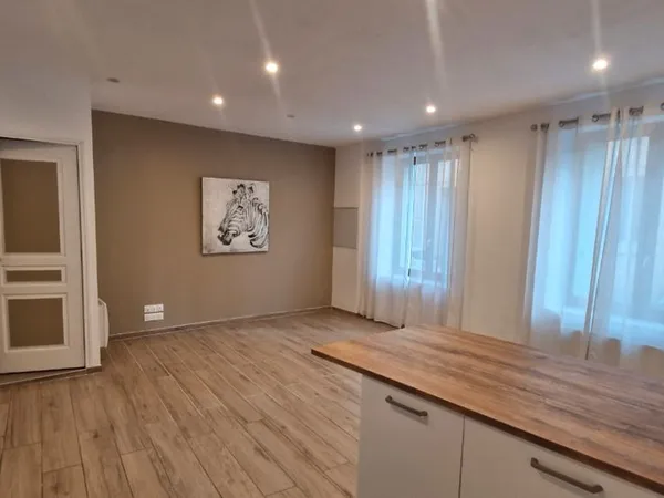 Belle maison rénové de 92m2 au sol