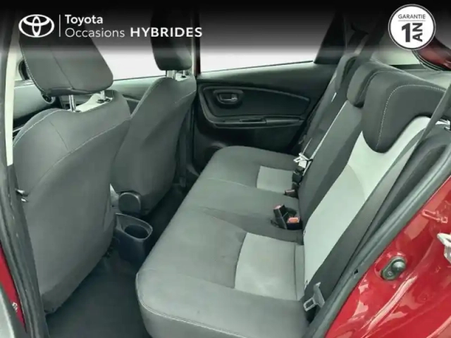 Toyota Yaris hsd 100h dynamic 5p — photo 12