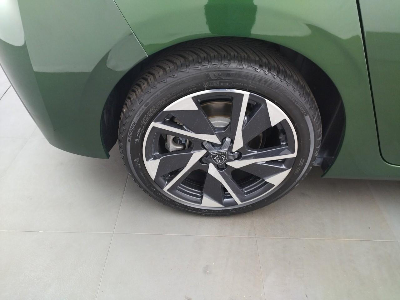 Peugeot 308 phev 180 e-eat8 allure pack — photo 28