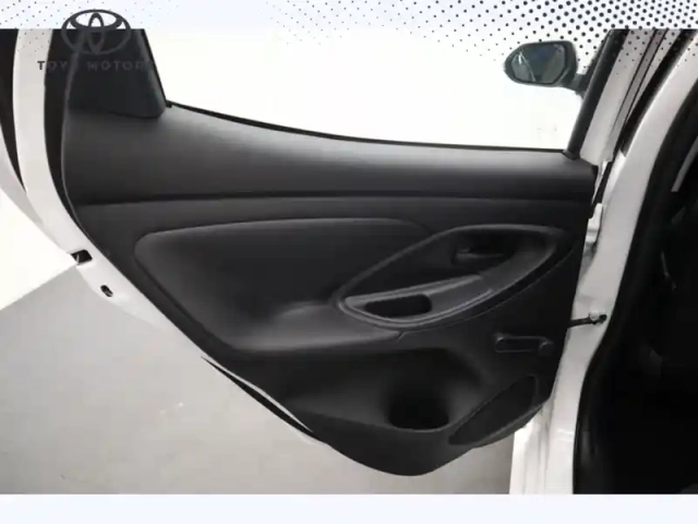 Toyota Yaris 70 vvt-i dynamic business — photo 20