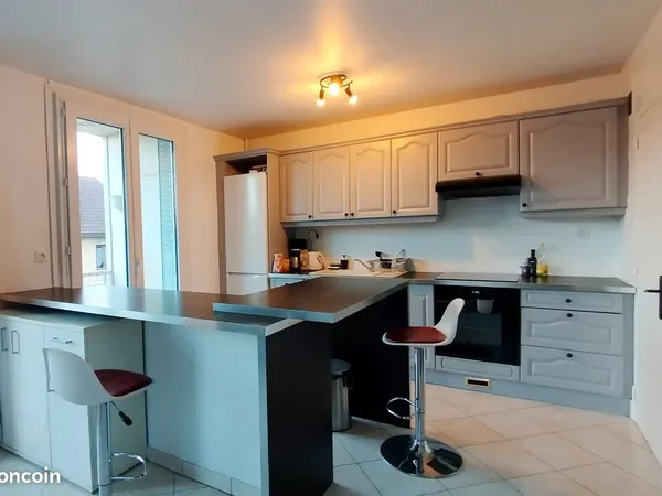 T3+garage entre ville et lac