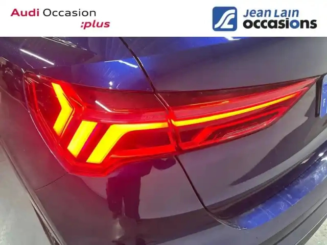 Audi Q3 35 tdi 150 ch s tronic 7 — photo 42