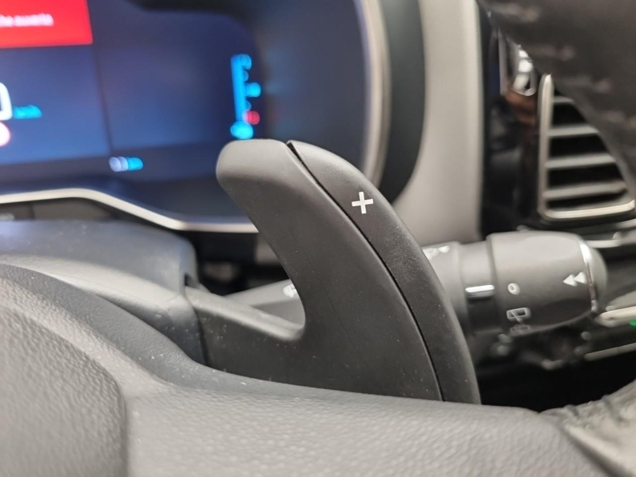 Citroën C5 Aircross hybride rechargeable 225 e-eat8 c-series — photo 25