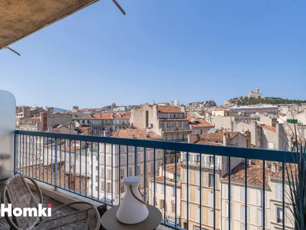 Vends T3 - 98m² - Marseille 13006