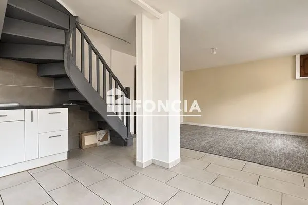 Maison 3 pièces 82 m²