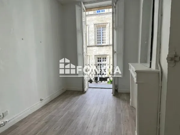 Studio 1 pièce 25 m²