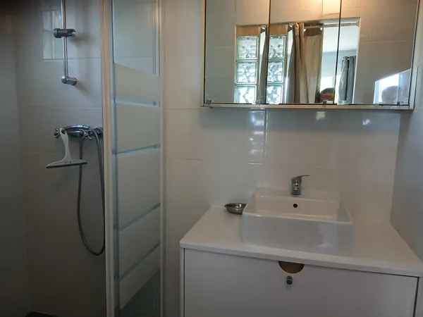 Loue Studio meublé indépendant 16m2 sur jardin