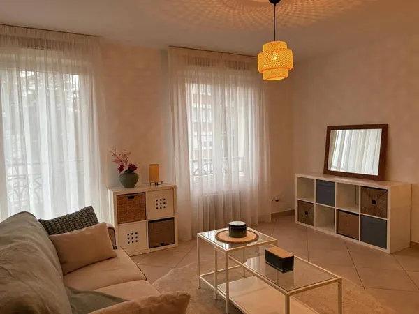 Studio 1 pièce 30 m²