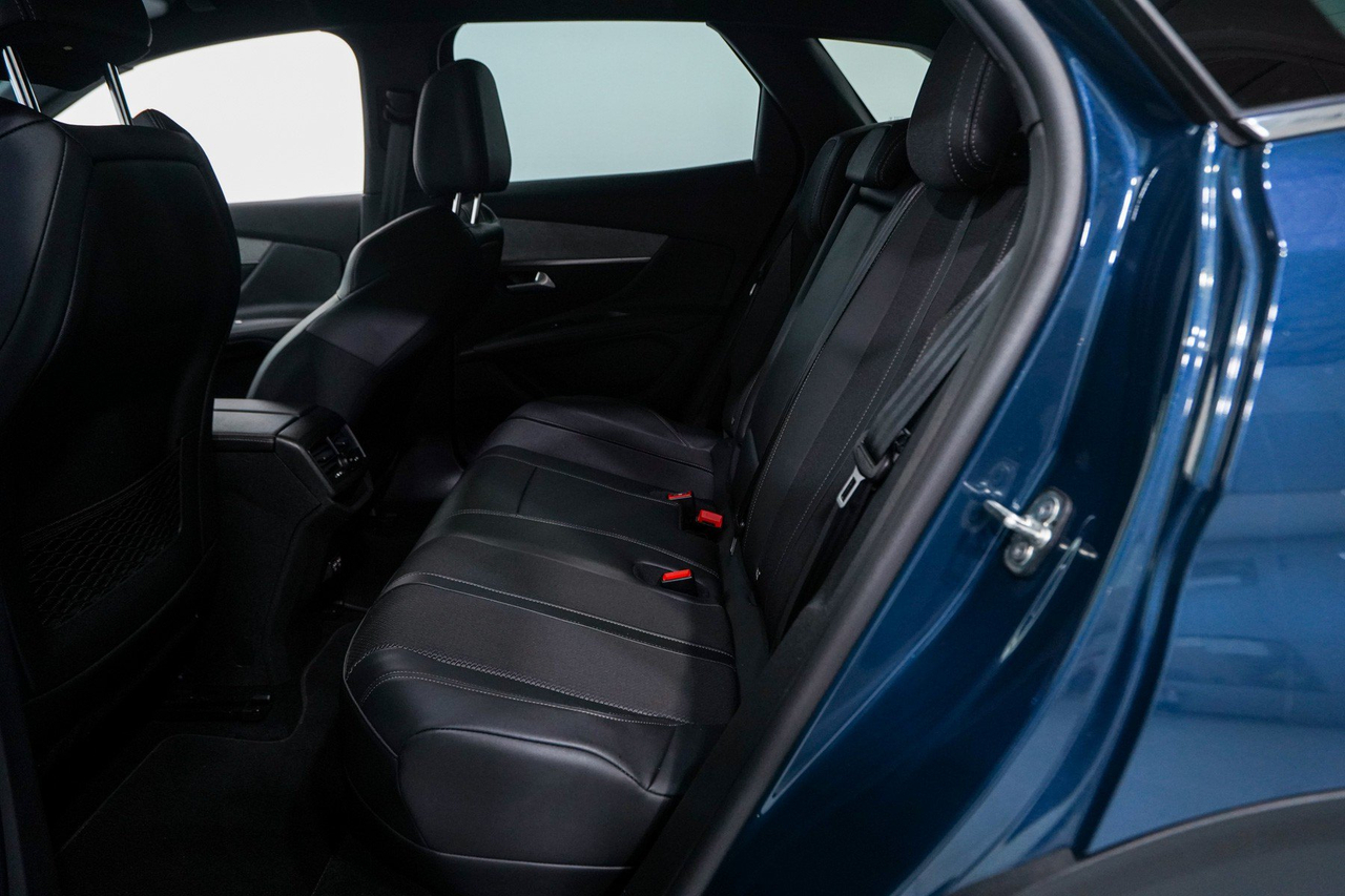 Peugeot 3008 — photo 32