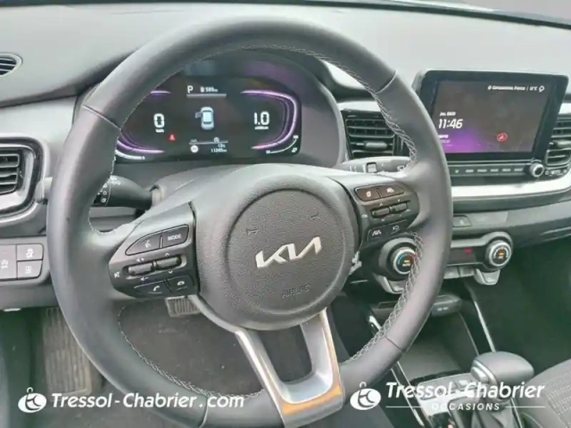 Kia Stonic 1.0 t-gdi 100 ch dct7 active — photo 12