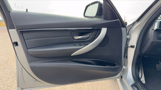 BMW Serie 3 318d 150 Steptronic8 - M Sport – 2016 – 153672 km – Diesel – Boîte Automatique — photo 41