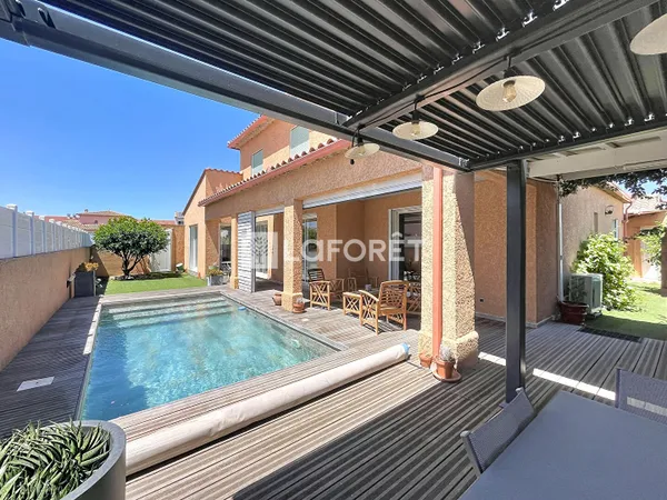 Maison 6 pièces 161 m²