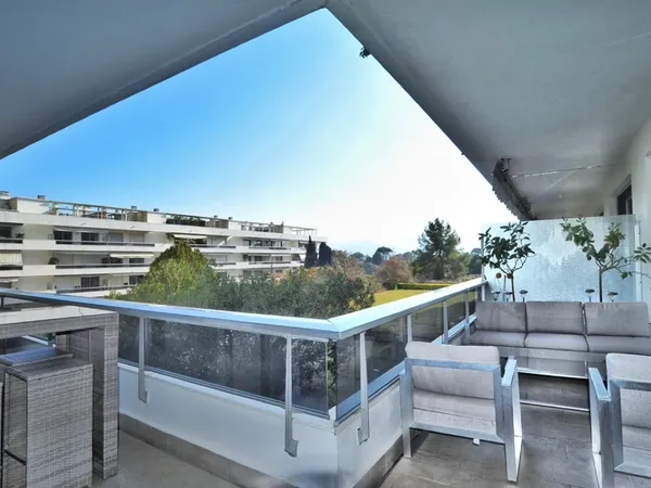 Vends appartement 140m² T3/4 carré d'or résidence de haut standing